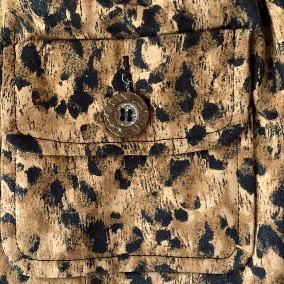 Multiples Leopard print jacket with beautiful appliqué on the back - Picture 5 of 6